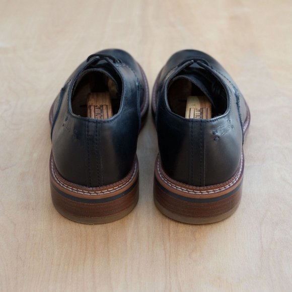 Clarks Navy Blue Grimsby Way Oxford TOR England Cork insoles Size 9M main image 11